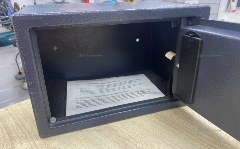 Электронный сейф SFT-20EN