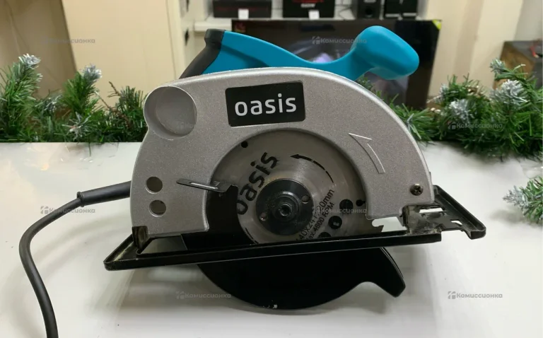 Дисковая пила Oasis PC-140