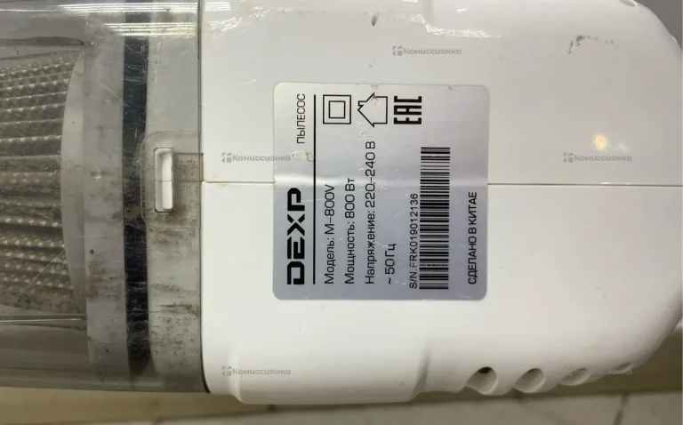 Пылесос вертикальный Dexp 800W