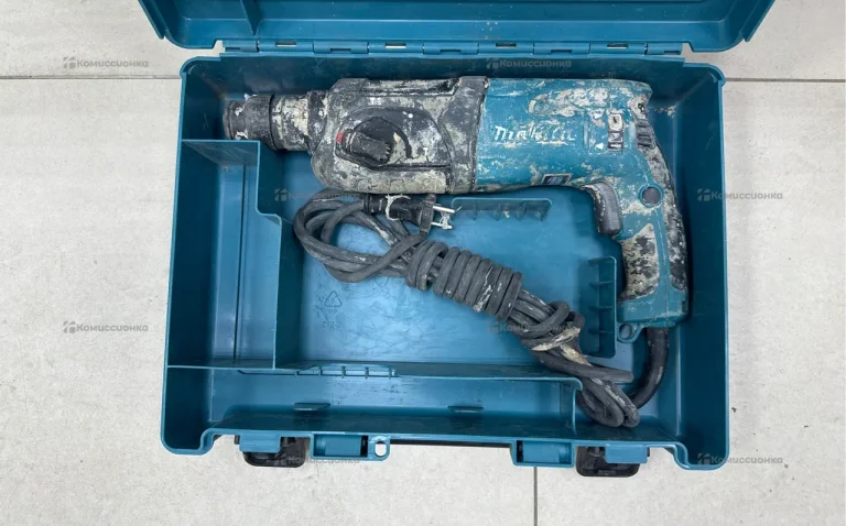 Перфоратор Makita HR2470