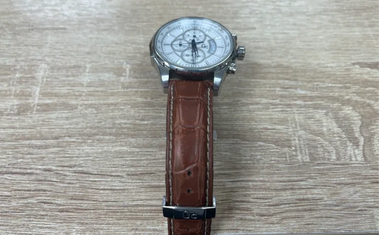 Часы  gc x81001g1s