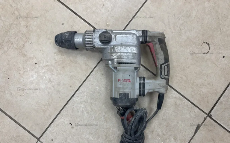 Перфоратор Ресанта П-40-1600КМ