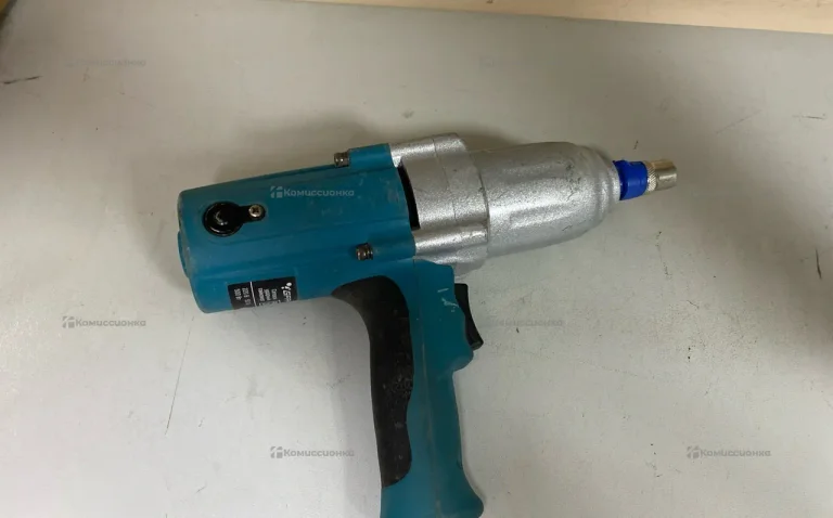 Ударный гайковерт Gfayt p1b20c