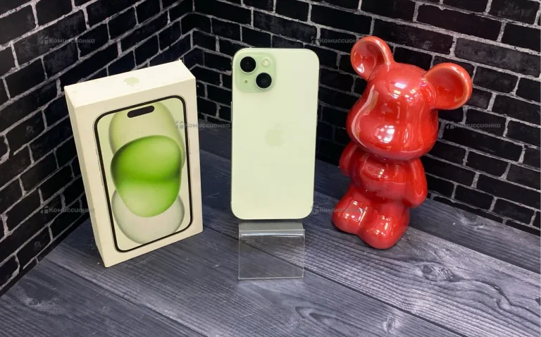 Apple iPhone 15 6/128 ГБ