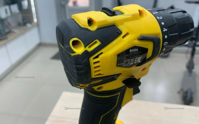 Желтый Шуруповерт Rh04