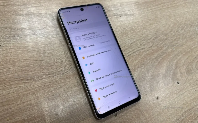 Tecno Spark 30 8/128 ГБ