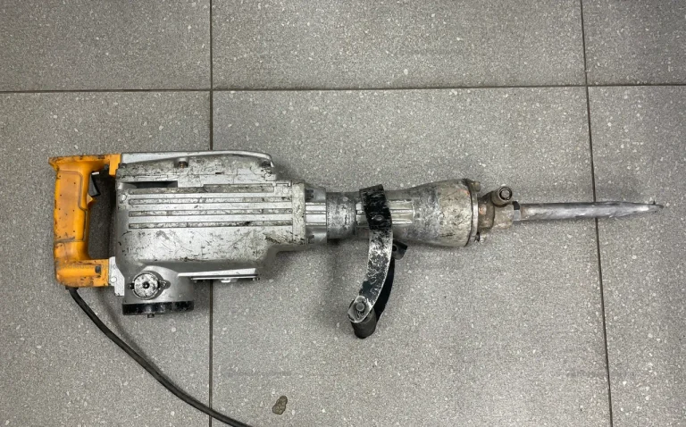 Отбойный молоток Вихрь ОМ-65А