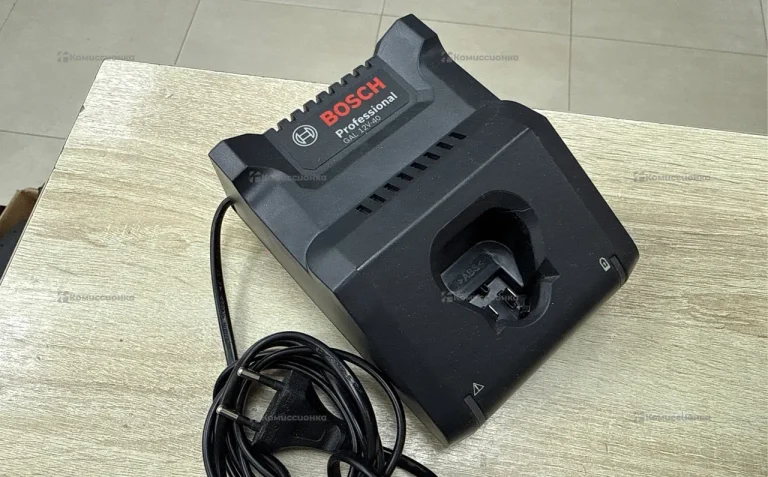 Зарядка bosch gal 12v-40