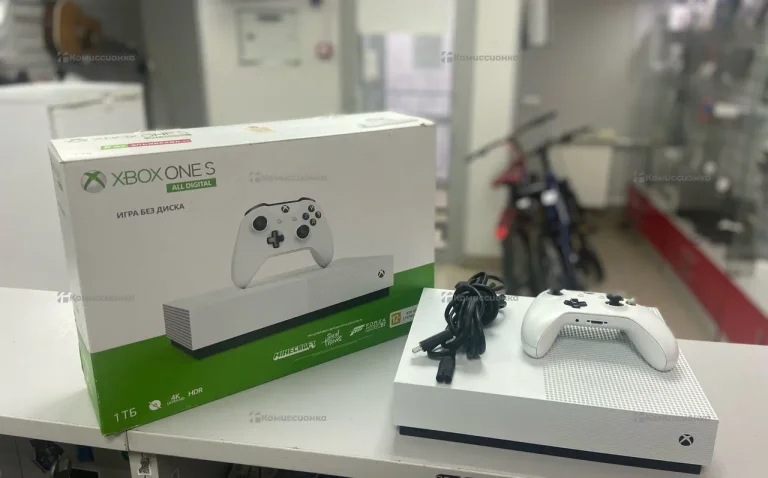 Приставка Xbox- One S 1tb
