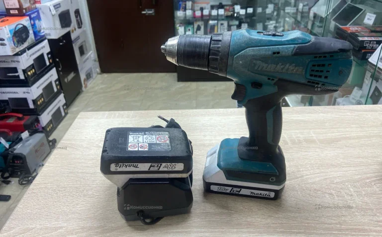 Шуруповерт Makita DF457D