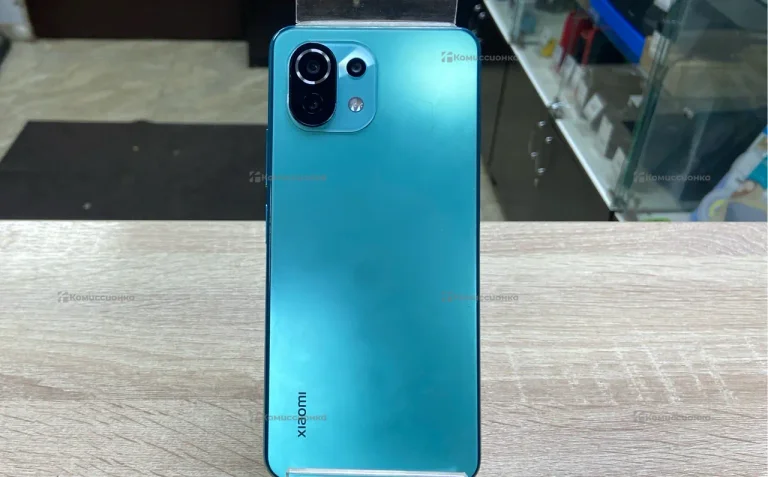 Xiaomi Mi 11 Lite 5G 8/128 ГБ