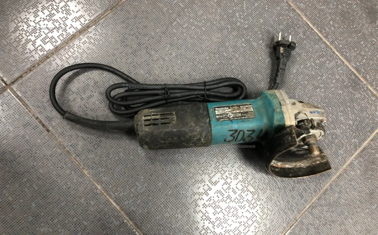 УШМ Makita 9558HN