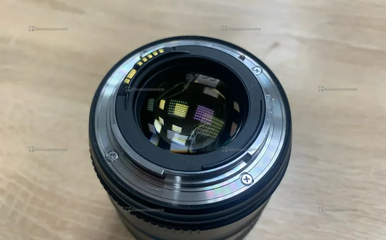 Объектив Canon Lens EF 35mm 1:1.4 L II