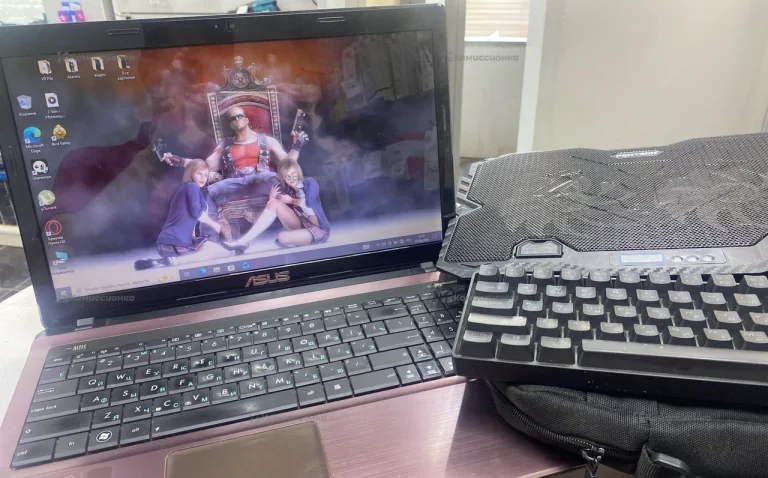 Ноутбук ASUS X53s