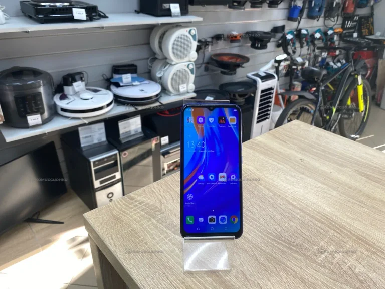 Tecno Spark 6 Go 2/32 ГБ