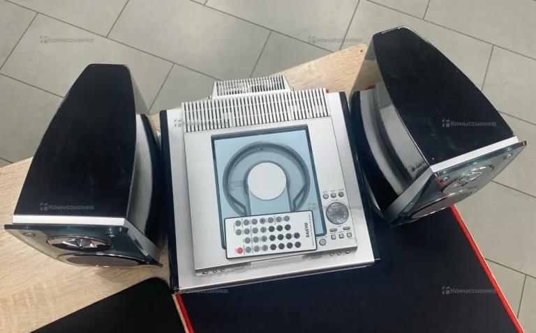Cd проигрыватель Sanyo  dc-mcr 50