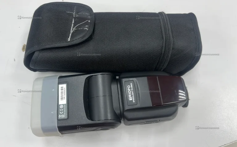Вспышка для фотоаппарата Triopo tr-586ex