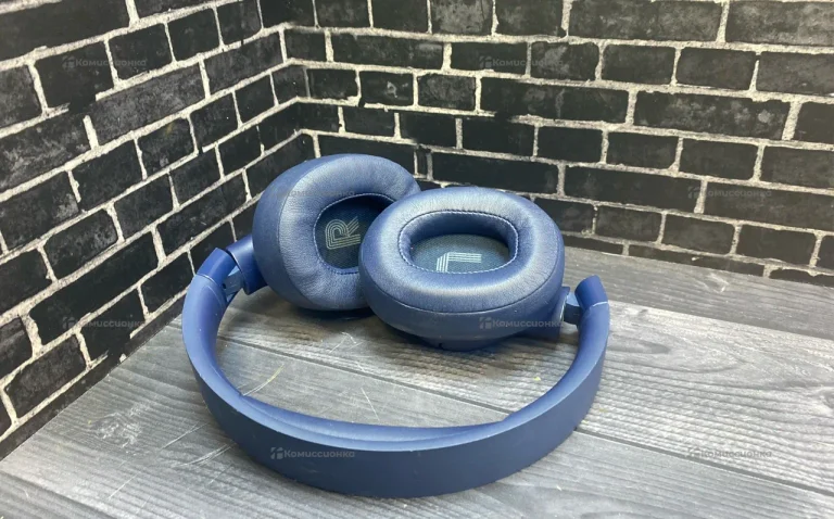 Наушники  JBL