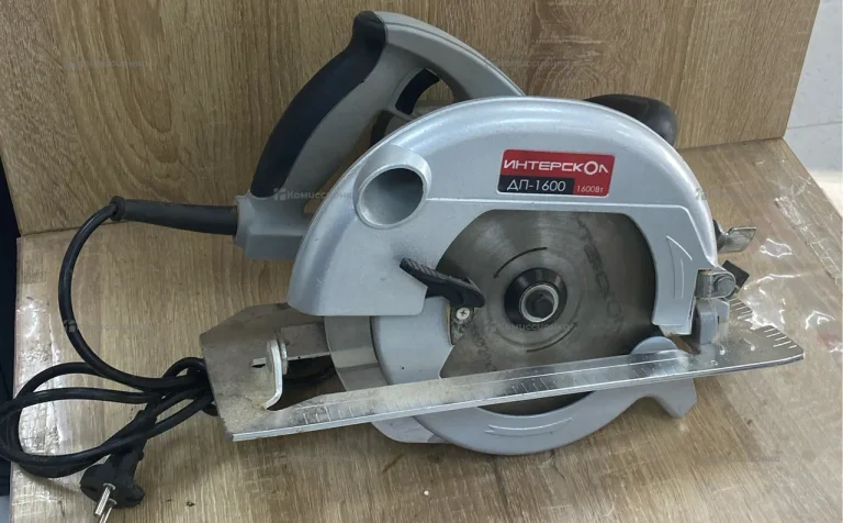 Циркулярная пила Циркулярная пила Интерскол ДП-160