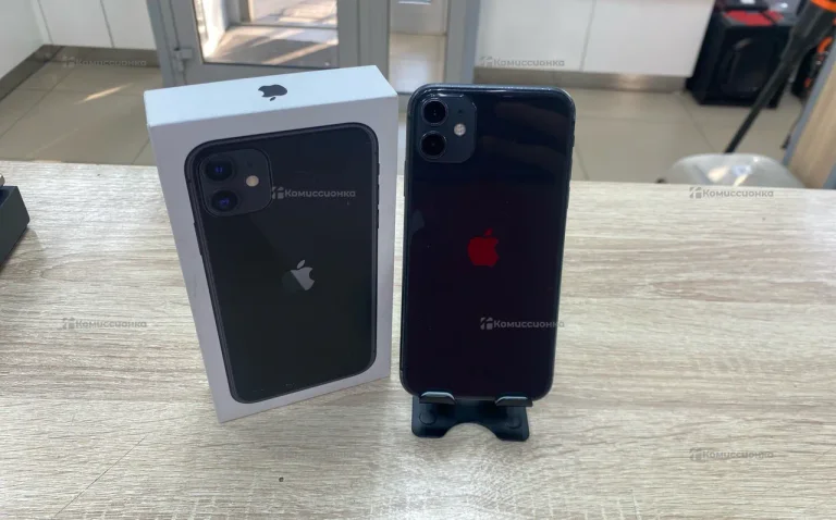 Apple iPhone 11 4/128 ГБ