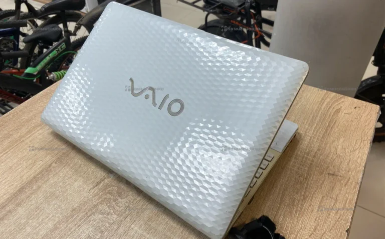 Ноутбук  Sony PCG-71812V