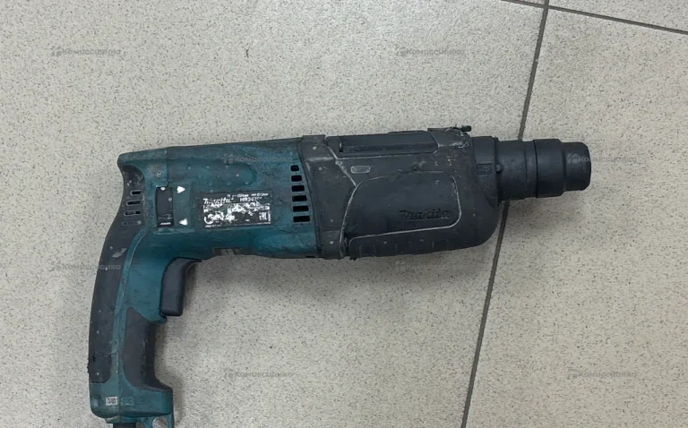 Перфоратор makita HR2470