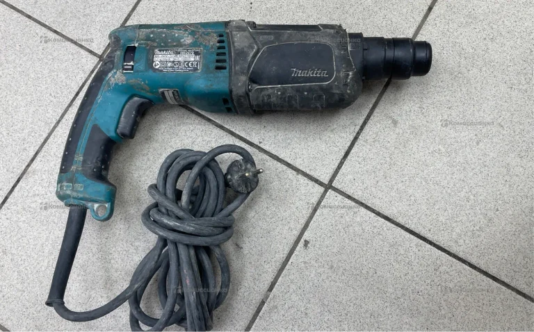 Перфоратор makita HR2470