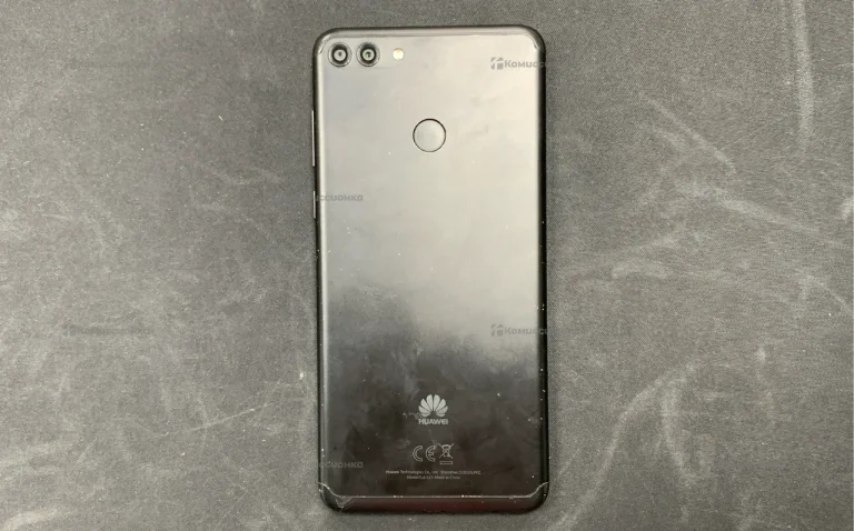 Huawei Y9 (2018) 3/32 ГБ
