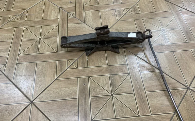 Домкрат