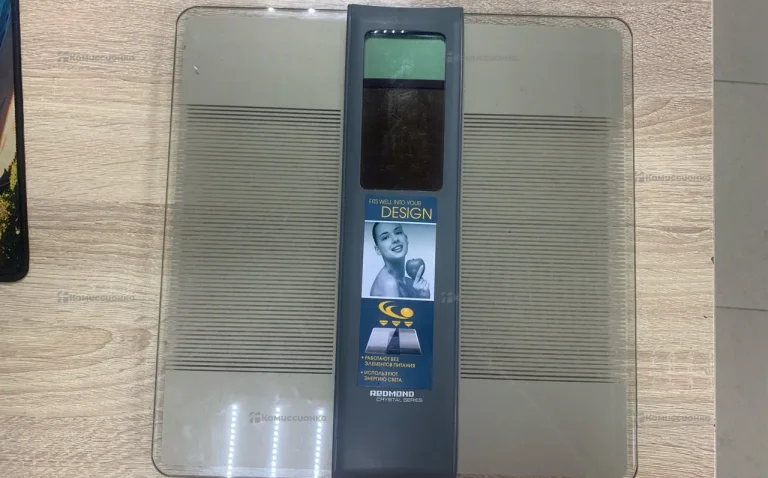 Весы Redmond RS-719