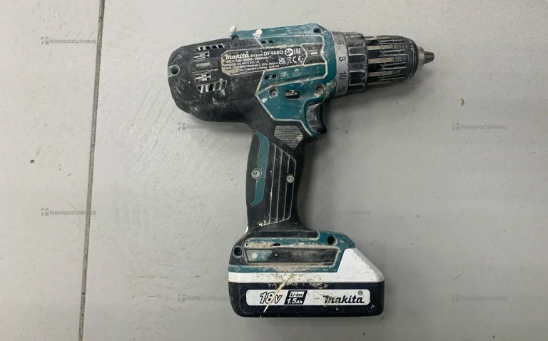 шуруповерт  makita DF488D