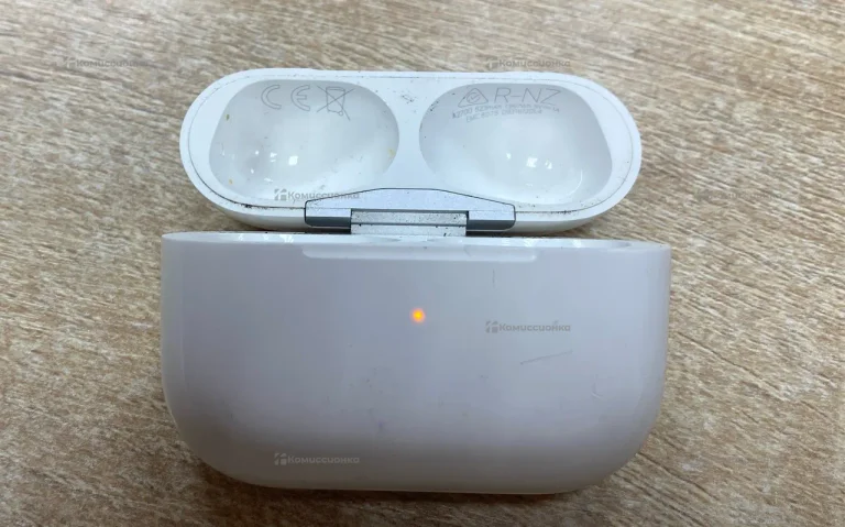 Кейс AirPods Pro 2 Lightning