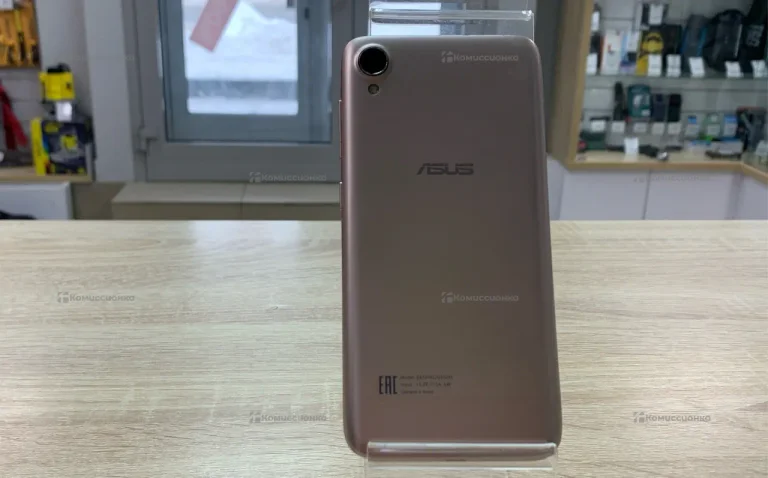 Asus ZenFone Live (L1) ZA550KL 1/16 ГБ