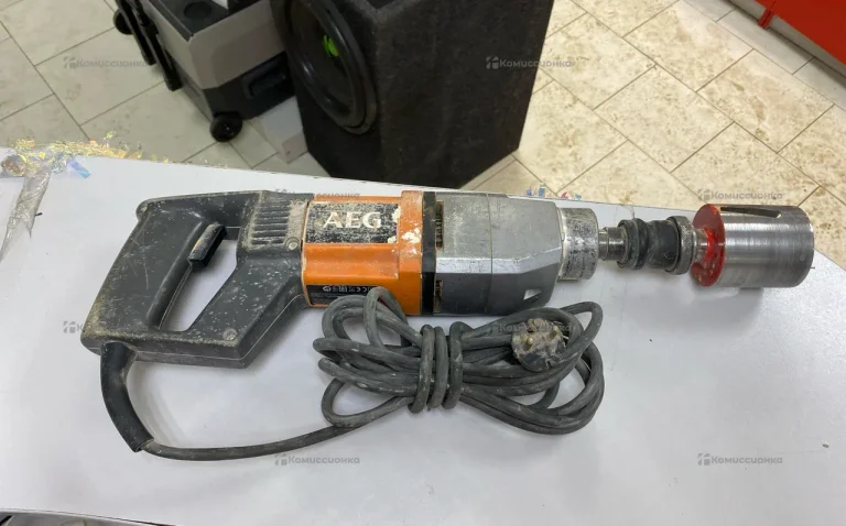 Дрель алмазного бурения AEG DB 1500-2 XE