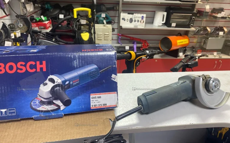 Угловая шлифмашина Bosch GWS 660