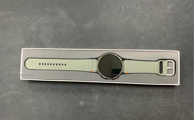 Часы  Samsung Galaxy Watch 7 LTE