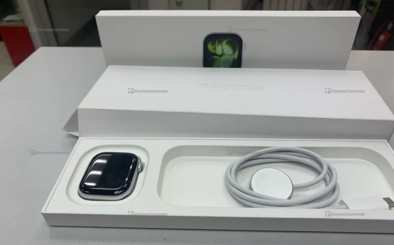 Часы  apple watch 11