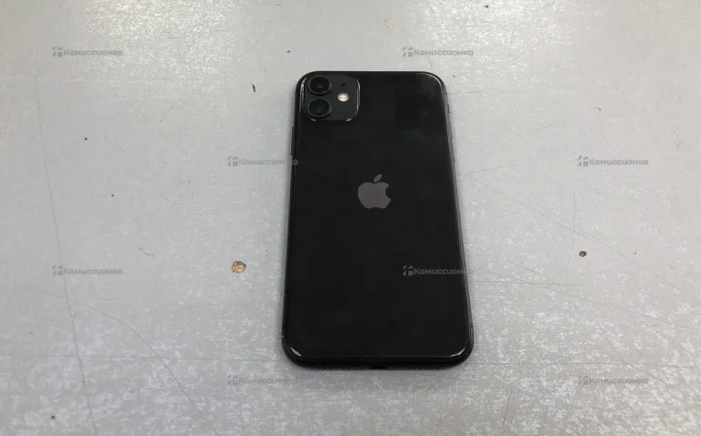 Apple iPhone 11 4/64 ГБ