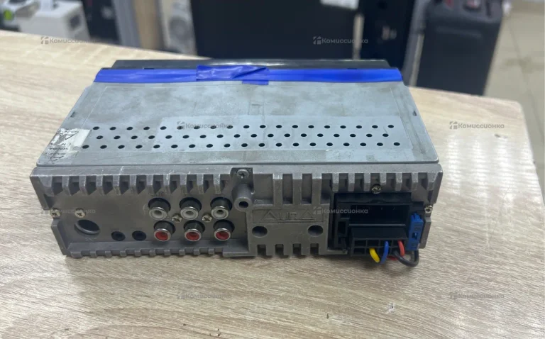 Автомагнитола  Aura AMh-600BT