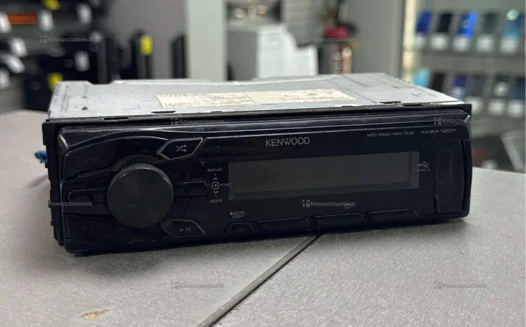 Автомагнитола  Kenwood KMM-120Y