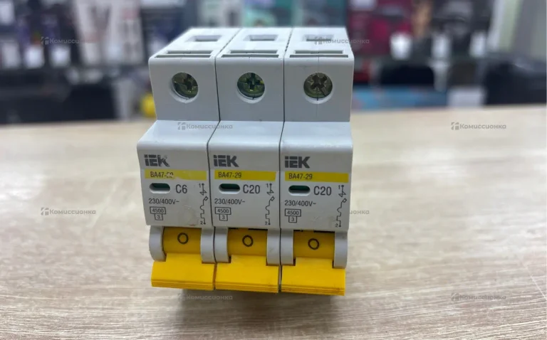 Электрический выключатель IEK 3шт