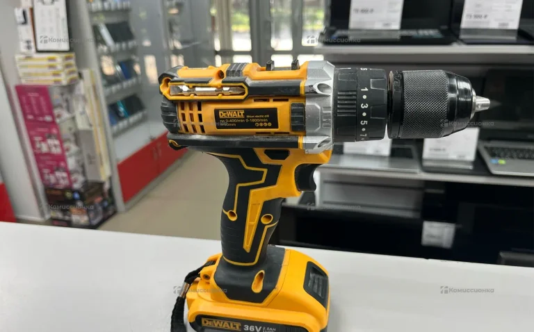 Шуруповерт Dewalt реплика