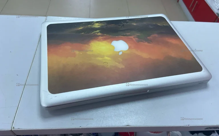 Ноутбук  MacBook Pro 13-inch 2011 late