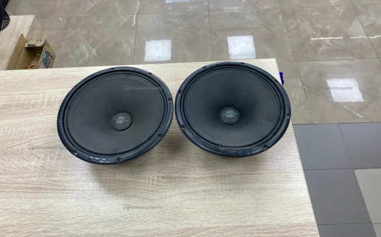 Автомобильный среднечастотный динамик Deaf Bonce M81SE PRO