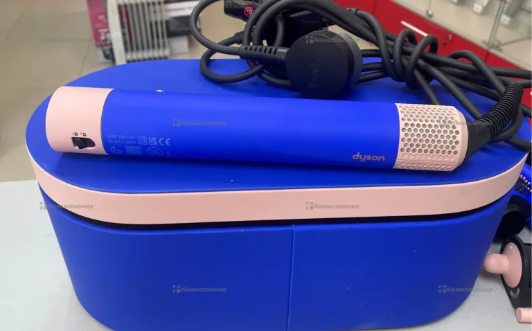 Фен-сталер Dyson HS-05