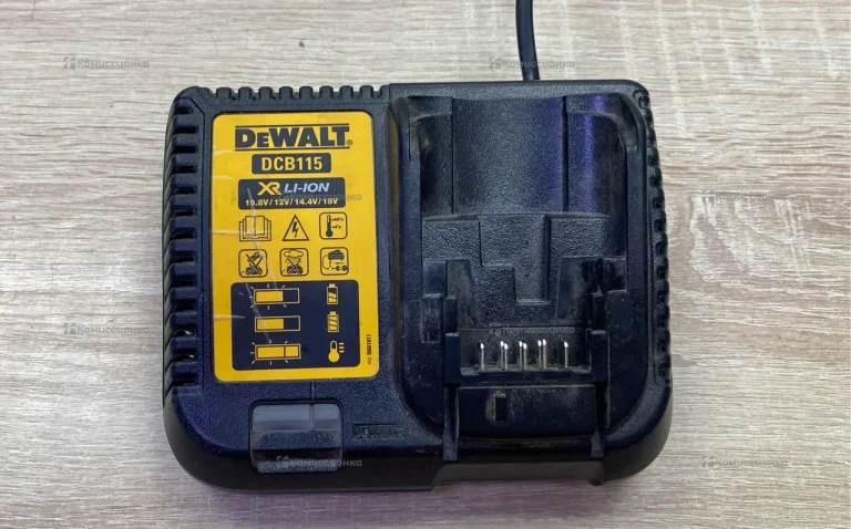 Зарядное устройство dewalt dcb115