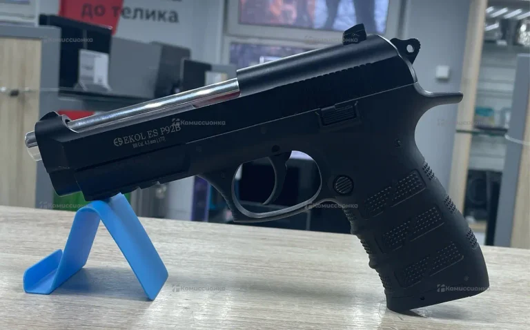 Пневматический пистолет EKOL es p92b 3 баллона и