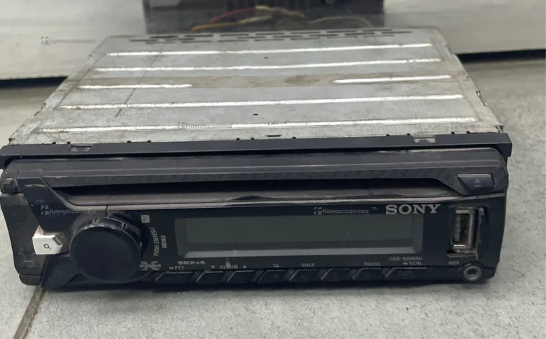 Автомагнитола  Sony