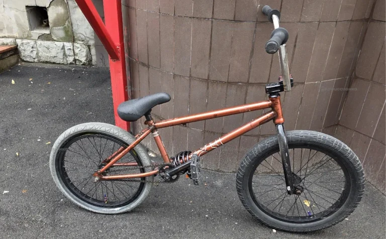 Велосипед BMX GT