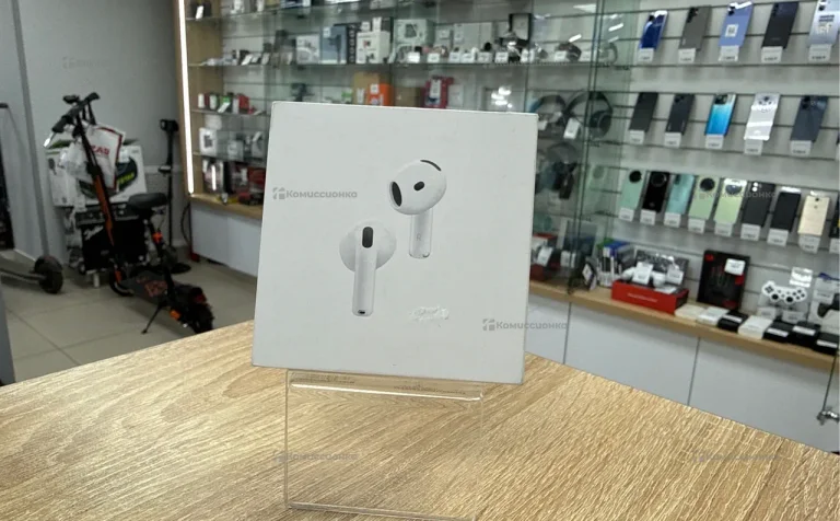 AirPods 4 с шумоподавлением